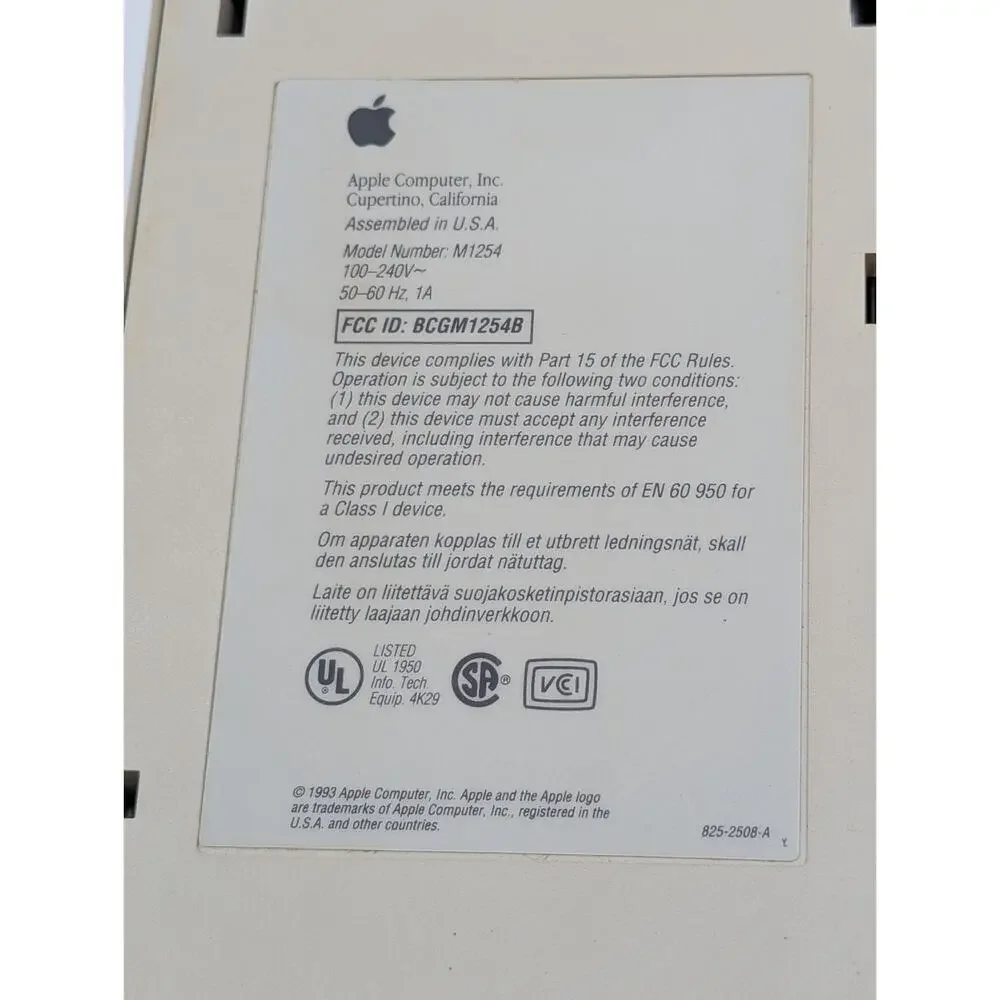 Vintage 1993 Apple Macintosh Performa 466 Computer Model M1254 Untested As-Is